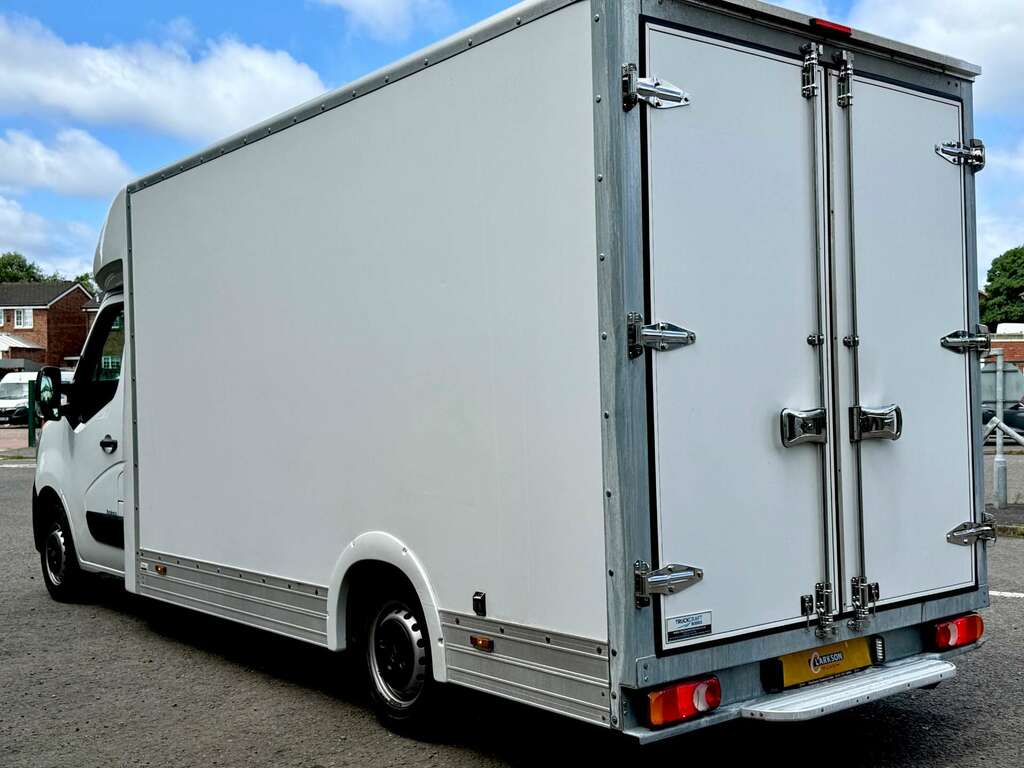 Renault Master Ll35 Business Loloader Luton Box Van White
