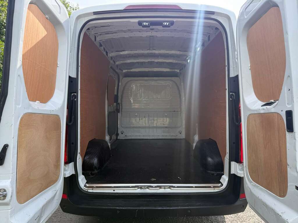 Maxus Deliver 9 2.0 Lwb L3h2 150Ps 19K Miles White #5