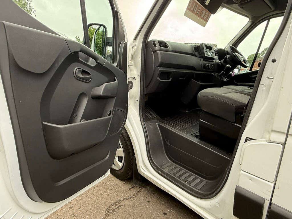 Renault Master Mm35 Advance Blue Dci White