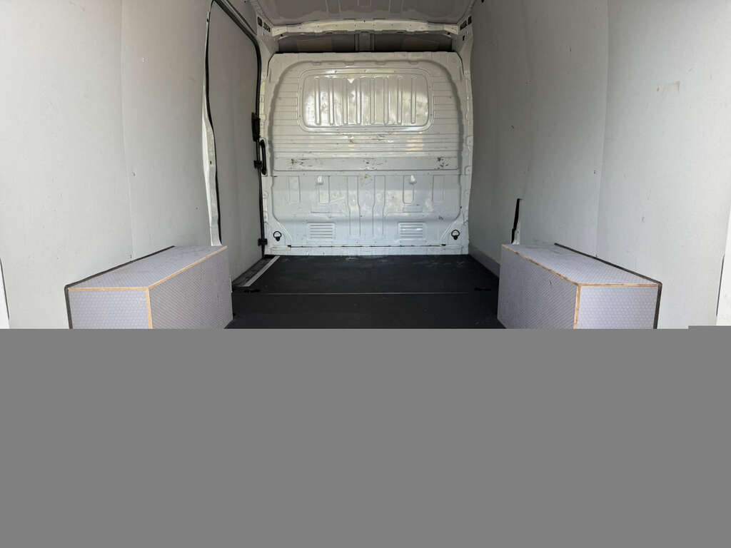 Maxus Deliver 9 L3h2 Lwb Choice Of 2 White #2