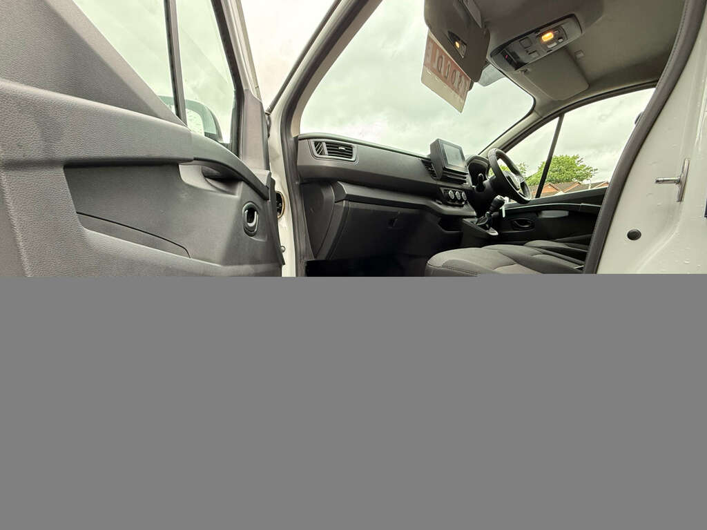 Renault Trafic Ll30 Advance Blue 2.0 Dci White #6