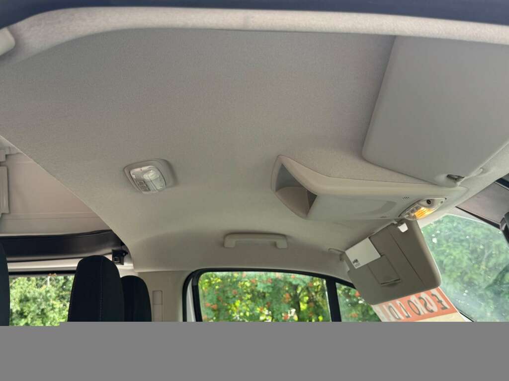Ford Transit Custom 300 Trend L2h2 Vat Free YP20NYA White #2