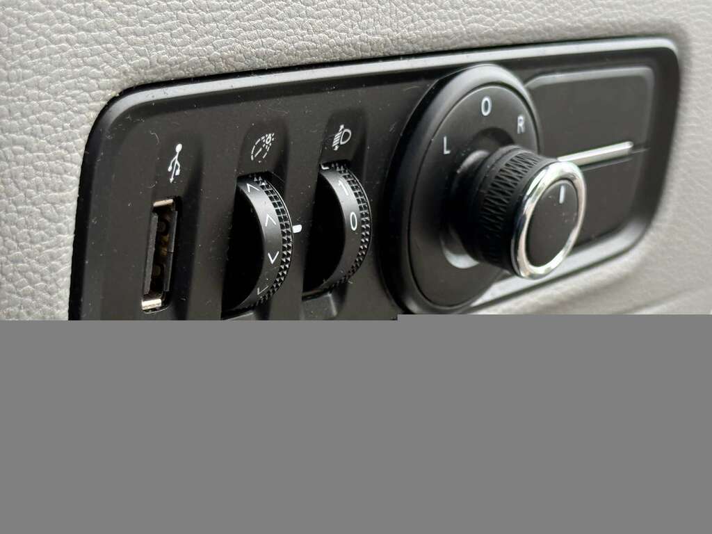 Maxus Deliver 9 L3h2 Lwb Choice White #6