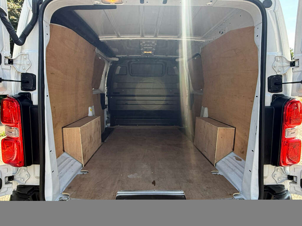 Vauxhall Vivaro 2.0 Vivaro F3100 Prime DV73HZW White #2