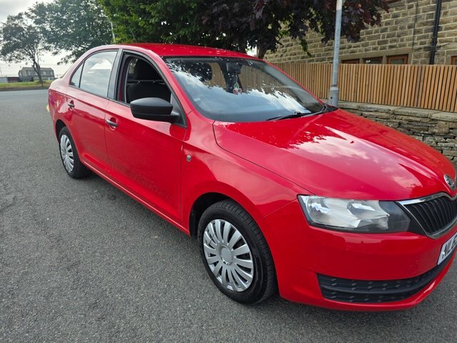 Skoda Rapid 1.6 Tdi Cr Elegance White #16