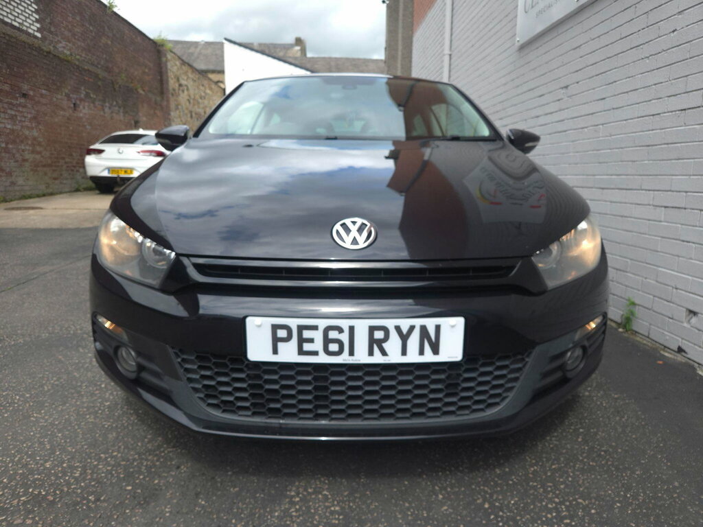 Volkswagen Scirocco 2.0 Tdi Bluemotion Tech Gt Euro 5 Ss Black #2