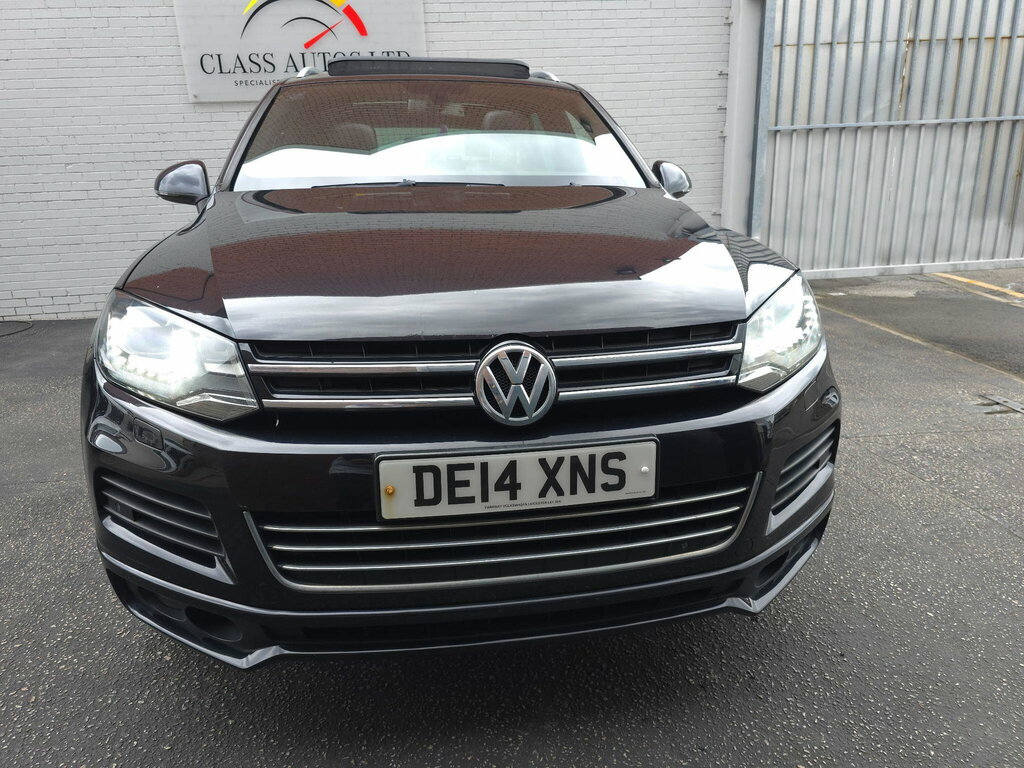 Volkswagen Touareg Suv Black #2