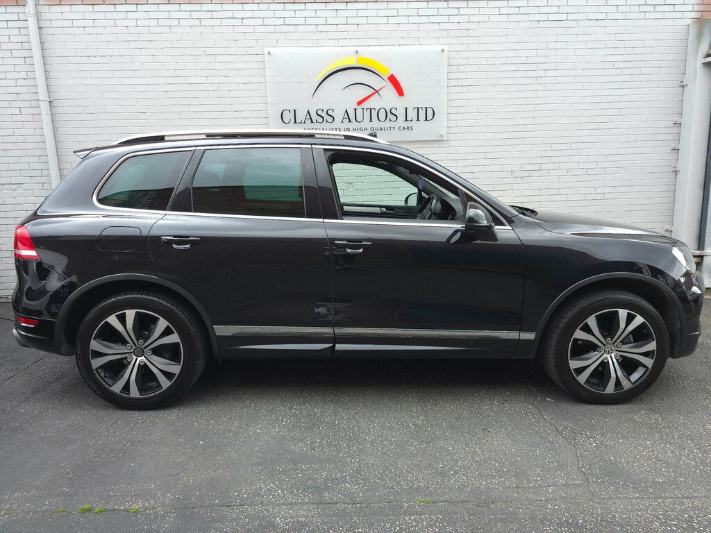 Volkswagen Touareg Suv Grey #10