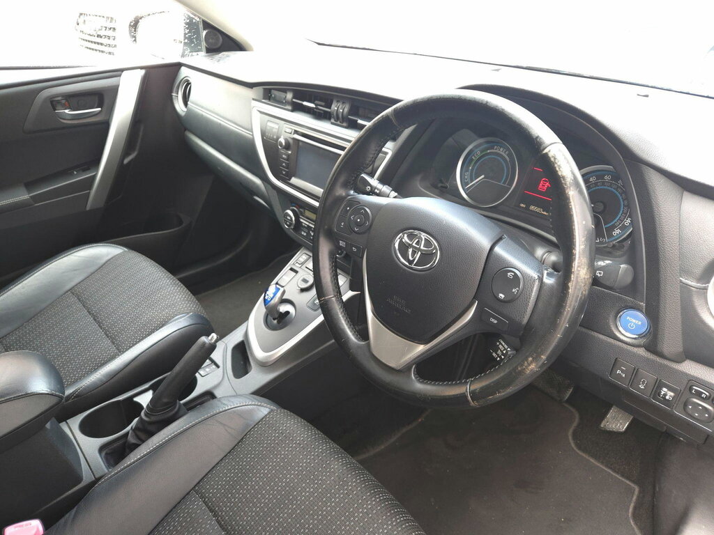Toyota Auris Hatchback Blue #12