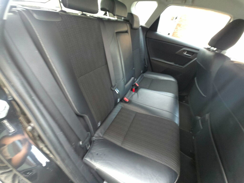 Toyota Auris Hatchback Blue #16
