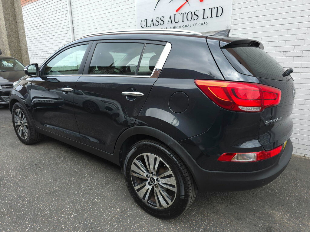 Kia Sportage 2.0 Crdi Kx-3 Awd Euro 5 MW64YYF Black #5
