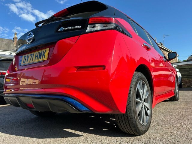 Nissan Leaf 40Kwh Acenta Hatchback 150 Red #5
