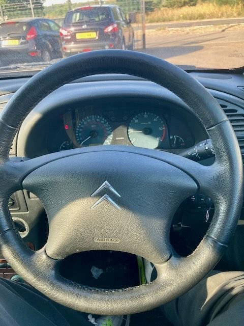 Citroen Xsara Hatchback 1.4I Lx 200202 Purple #14