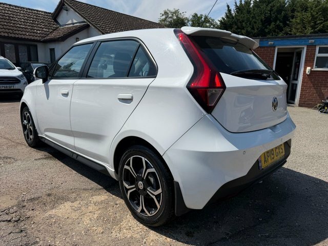 MG MG3 1.5 Vti-tech Exclusive Euro 6 Ss Red #10