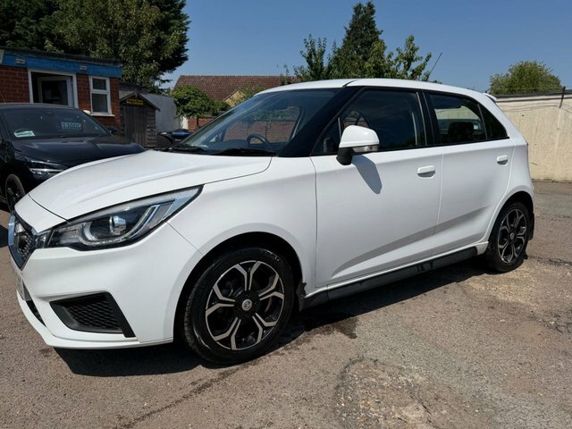 MG MG3 1.5 Vti-tech Exclusive Euro 6 Ss Red #8
