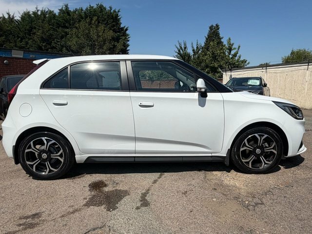 MG MG3 1.5 Vti-tech Excite Hatchback Eu White #3
