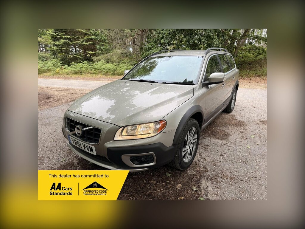 Volvo XC70 2.4 D5 Se Geartronic Awd Euro 5 Gold
