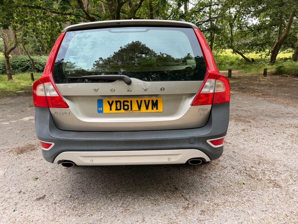 Volvo XC70 2.4 D5 Se Geartronic Awd Euro 5 Gold #5
