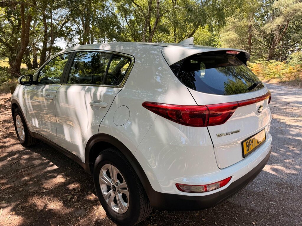 Kia Sportage 1.6 Gdi 1 Euro 6 Ss BP17GBY White #4
