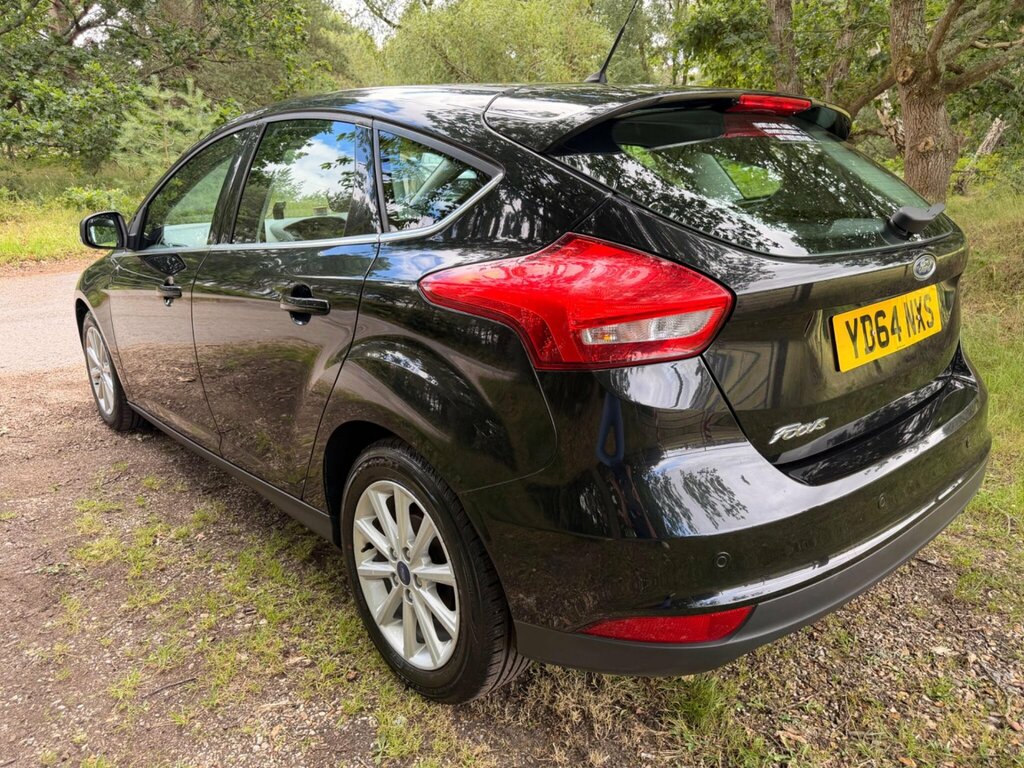Ford Focus 1.6 Titanium Powershift Euro 6 YD64NXS Black #4
