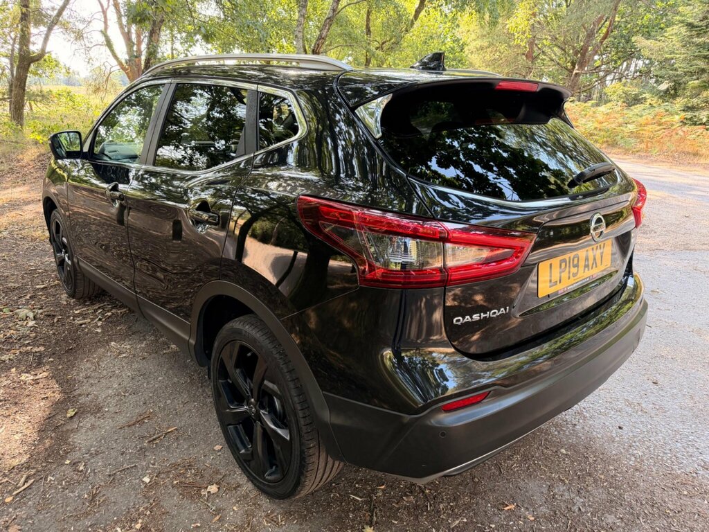 Nissan Qashqai 1.3 Dig-t Tekna Euro 6 Ss LP19AXY Black #4