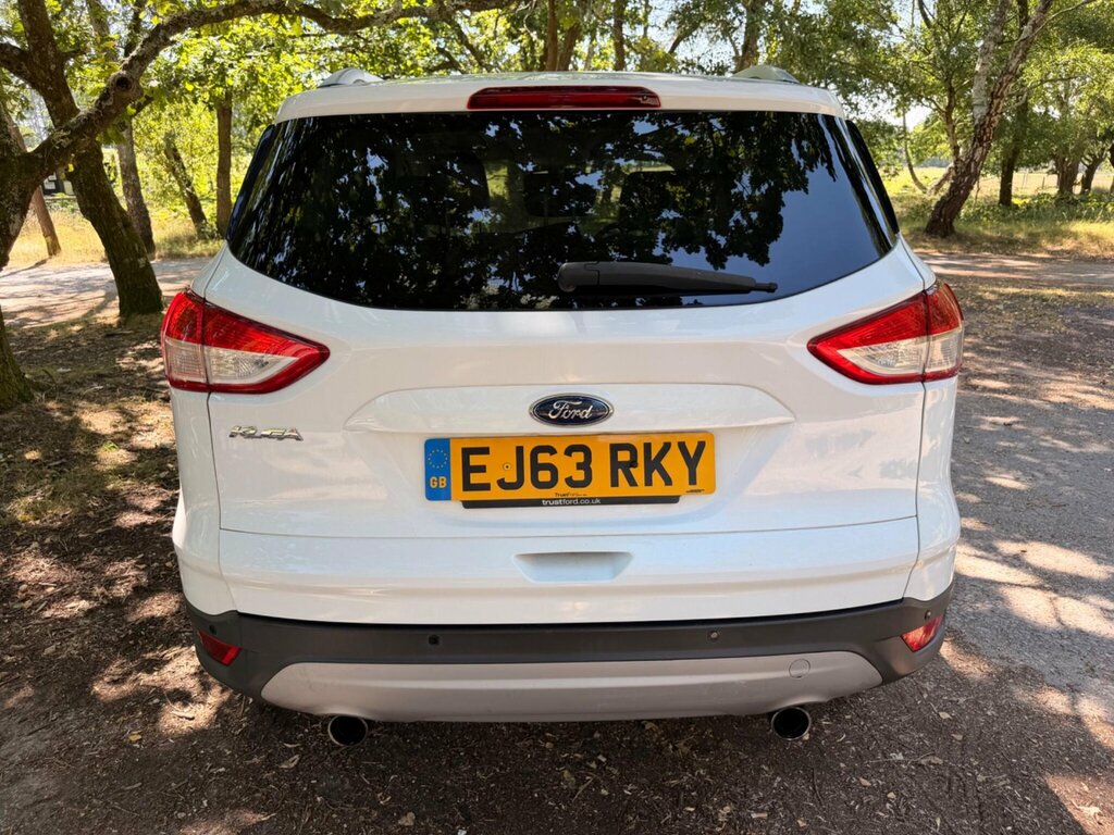 Ford Kuga 2.0 Tdci Titanium 2Wd Euro 5 EJ63RKY White #6