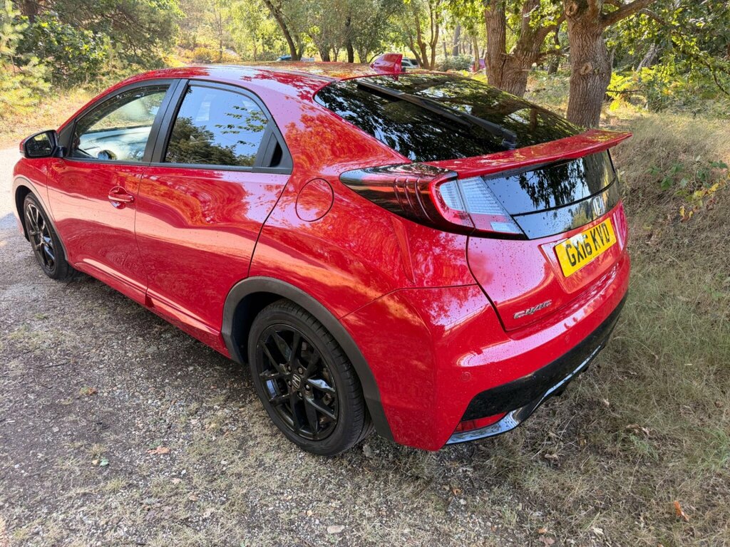 Honda Civic 1.8 I-vtec Sport Euro 6 GX16KVD Red #4