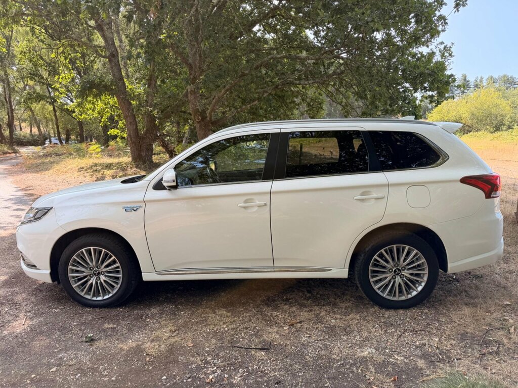 Mitsubishi Outlander 2.4H Twinmotor 13.8Kwh 4H Cvt 4Wd Euro 6 Ss White #5