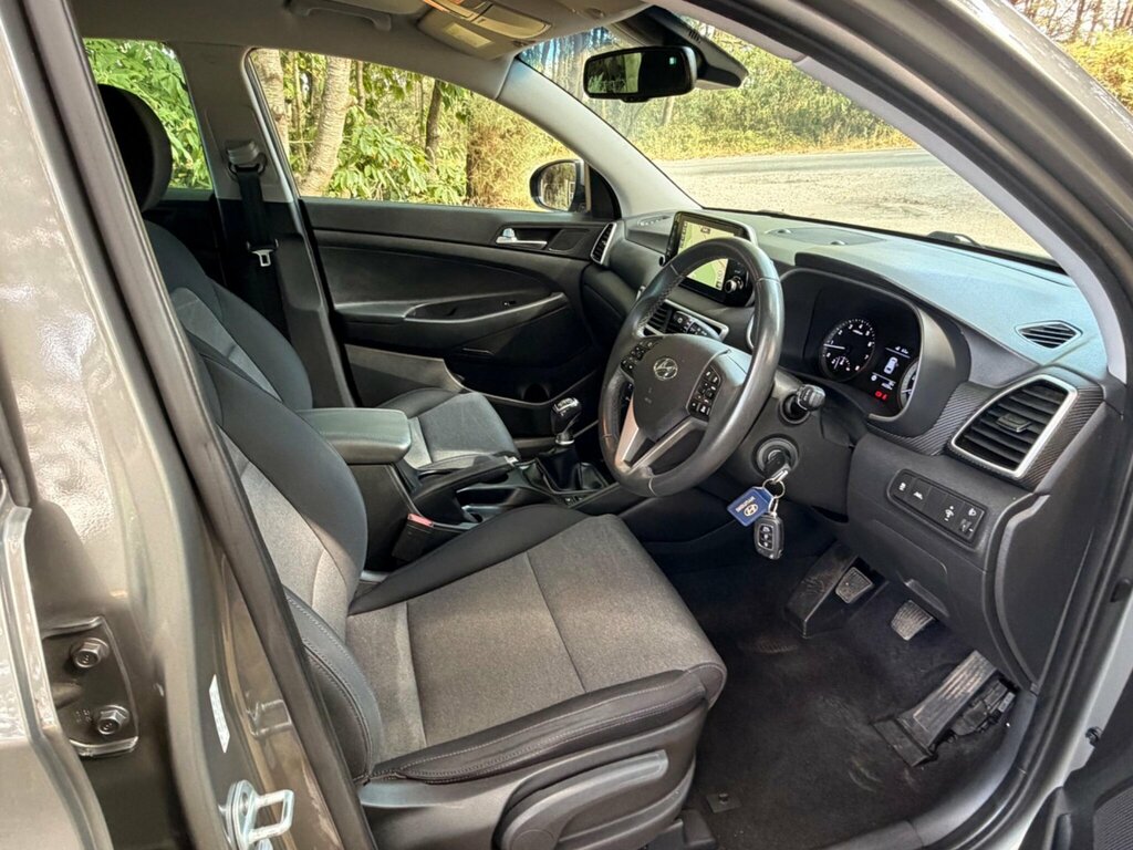 Hyundai Tucson Grey #14