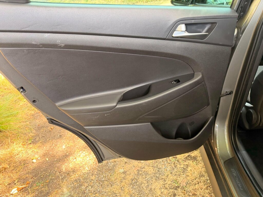 Hyundai Tucson Grey #19