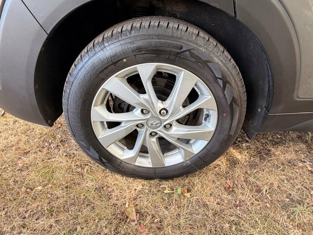 Hyundai Tucson Grey #23