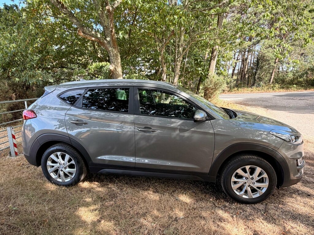 Hyundai Tucson Grey #7