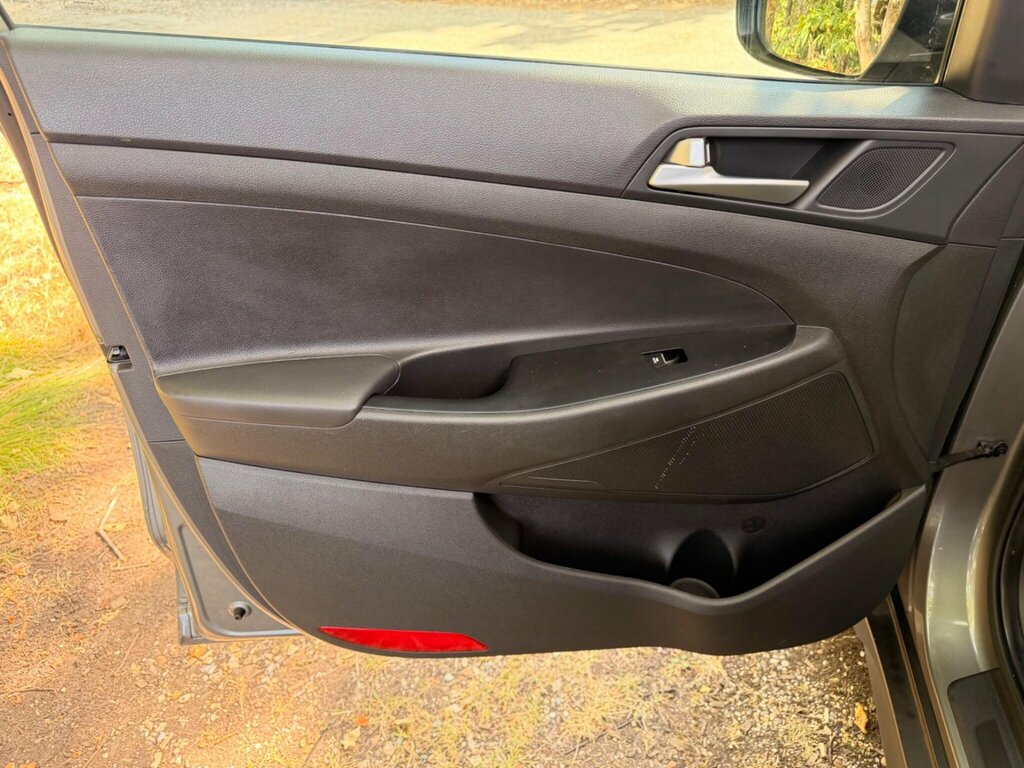 Hyundai Tucson Grey #18