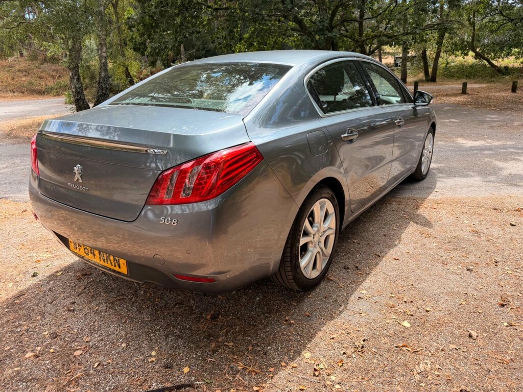 Peugeot 508 White #9