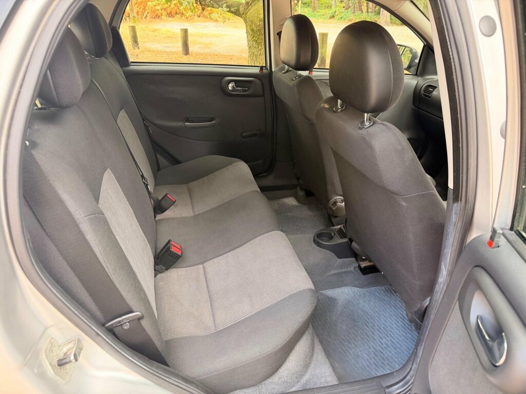 Vauxhall Corsa 1.2I 16V Life Silver #16