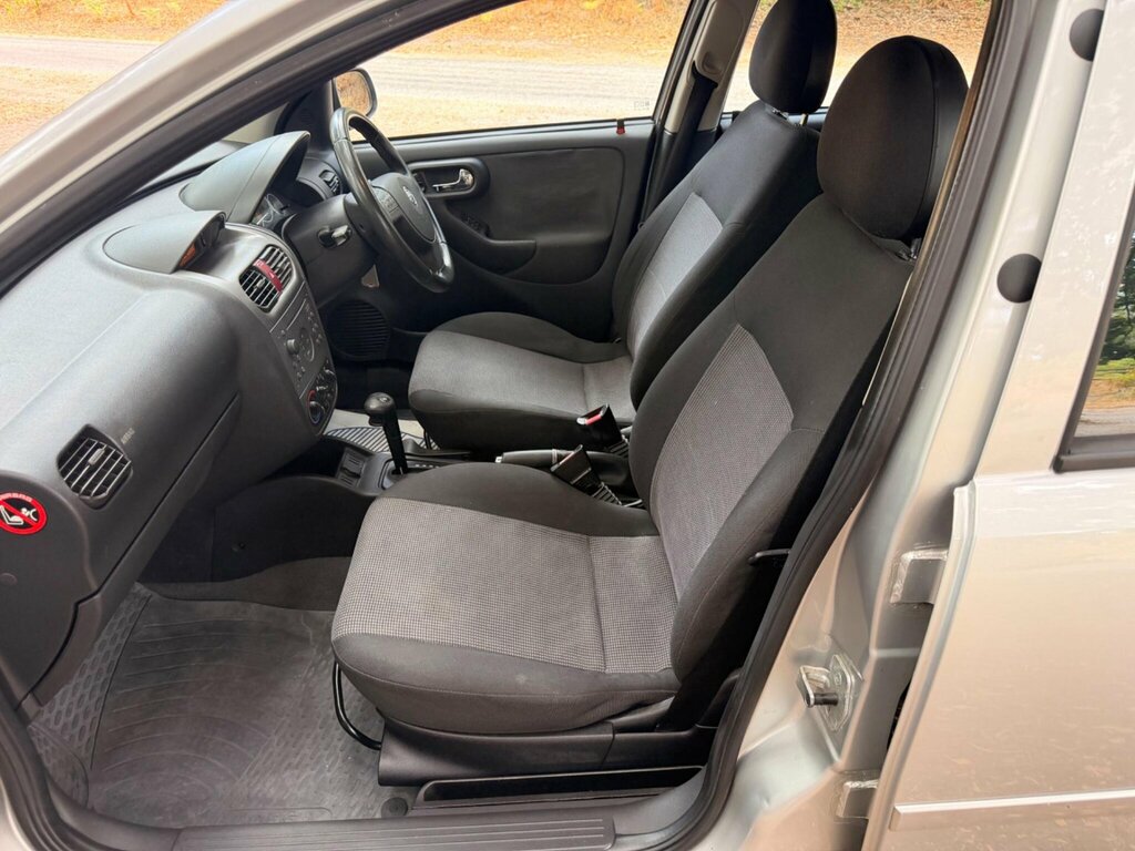 Vauxhall Corsa 1.2I 16V Life Silver #25