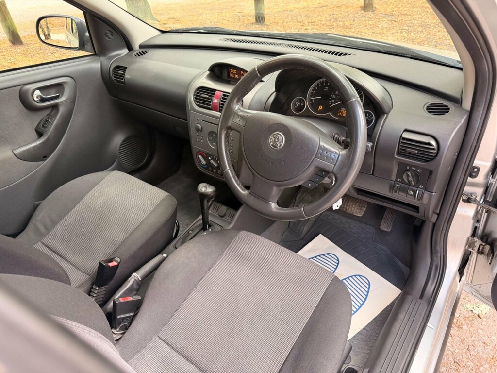 Vauxhall Corsa 1.2I 16V Life Silver #11
