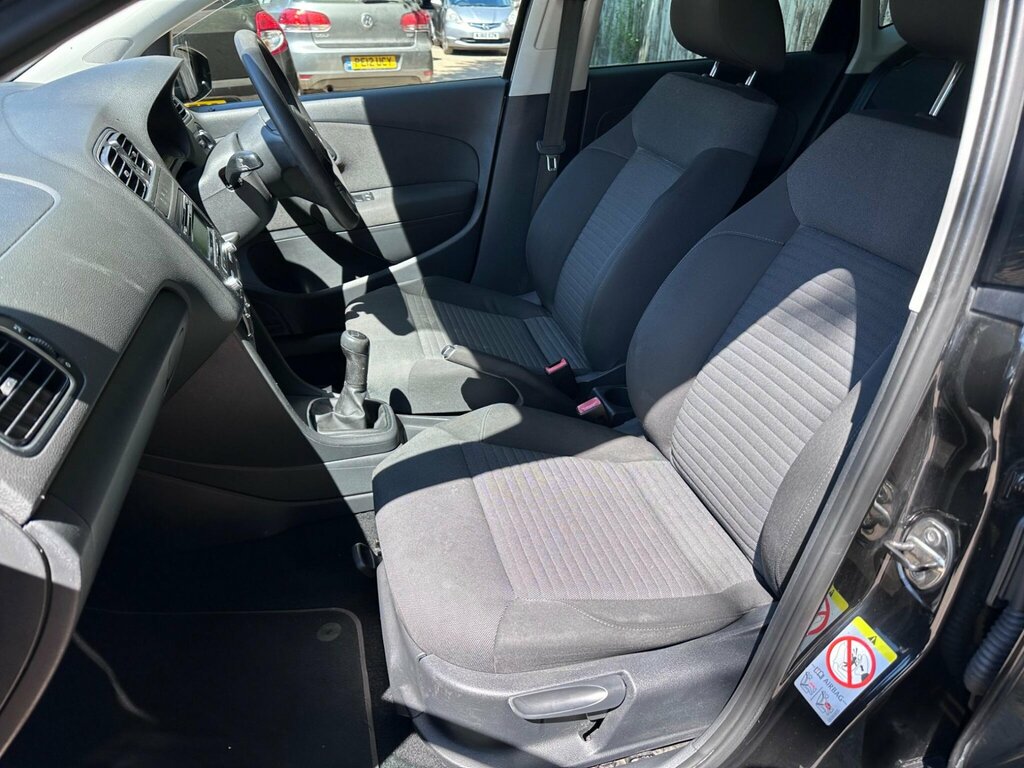 Volkswagen Polo Match Silver #16