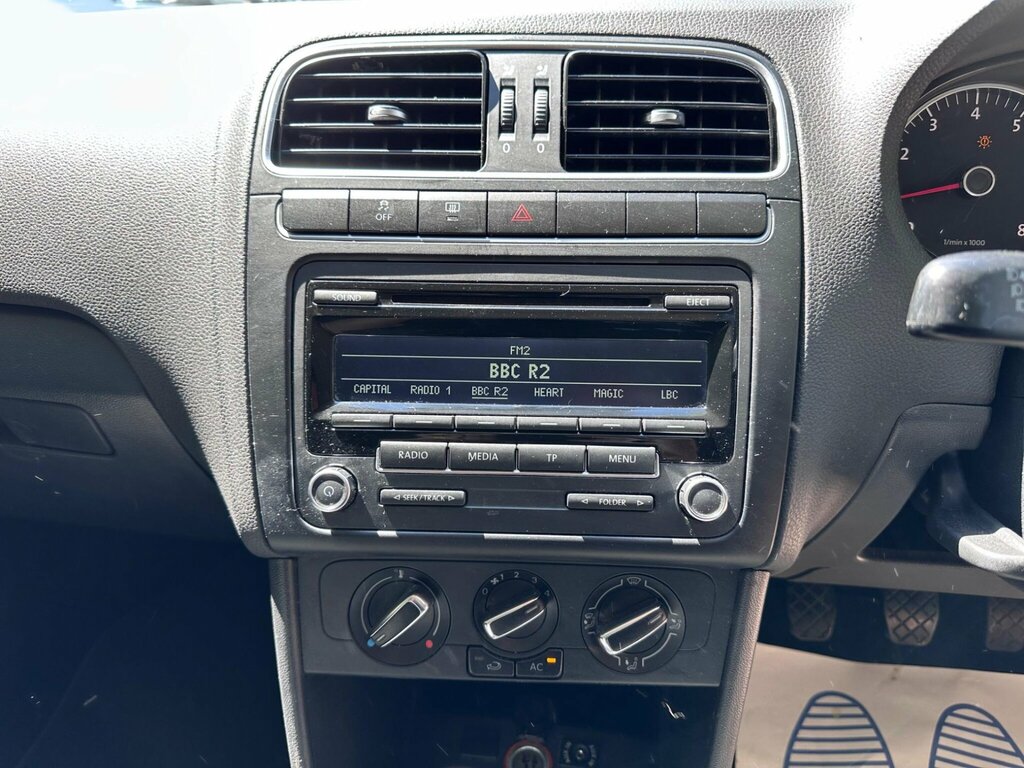 Volkswagen Polo Match Silver #19