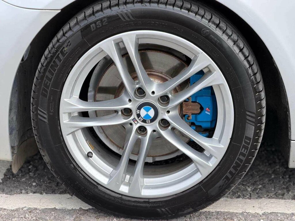 BMW 5 Series 530D M Sport Touring White #19