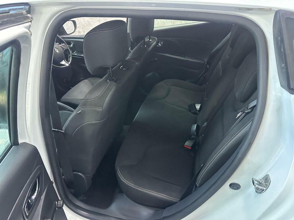Renault Clio 1.2 16V Dynamique Medianav Cwvehiclemarketing Black #23