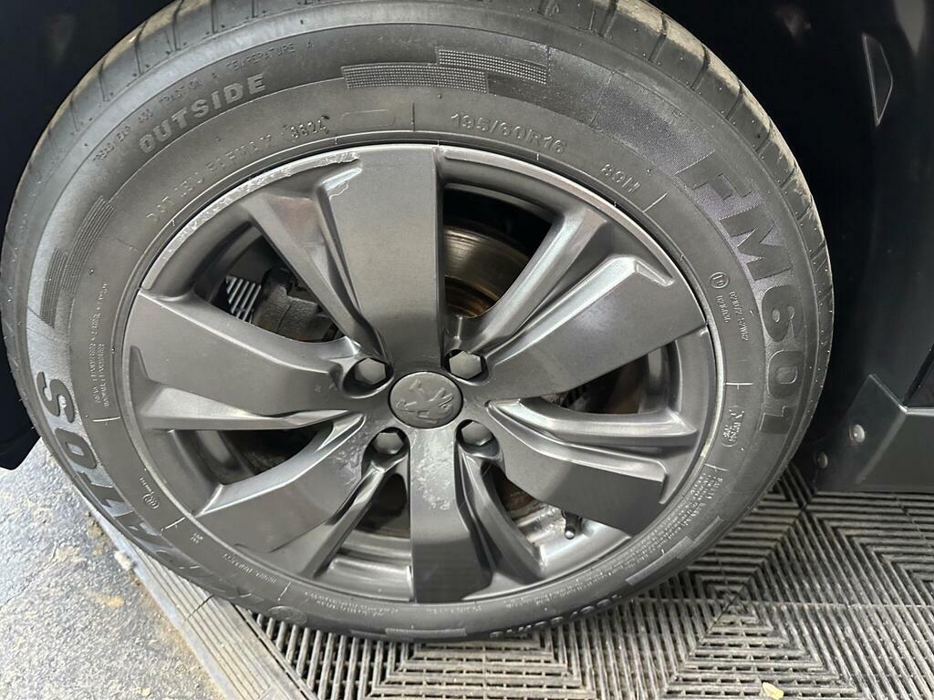 Peugeot 2008 1.6 Bluehdi 100 Allure Grey #17