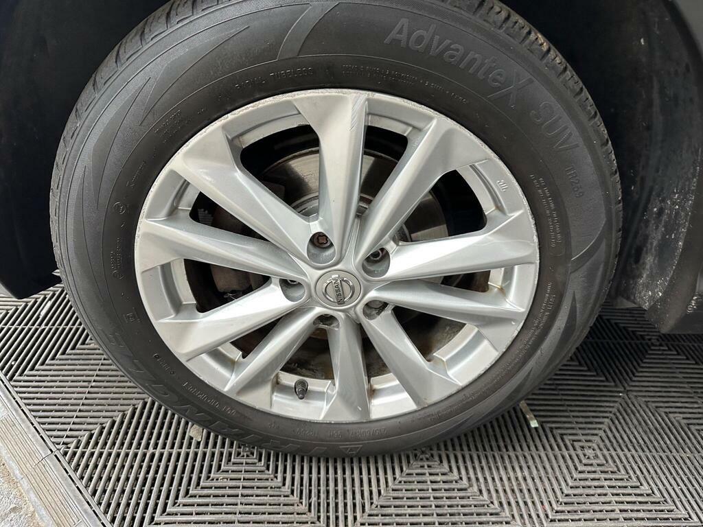 Nissan Qashqai Black #17