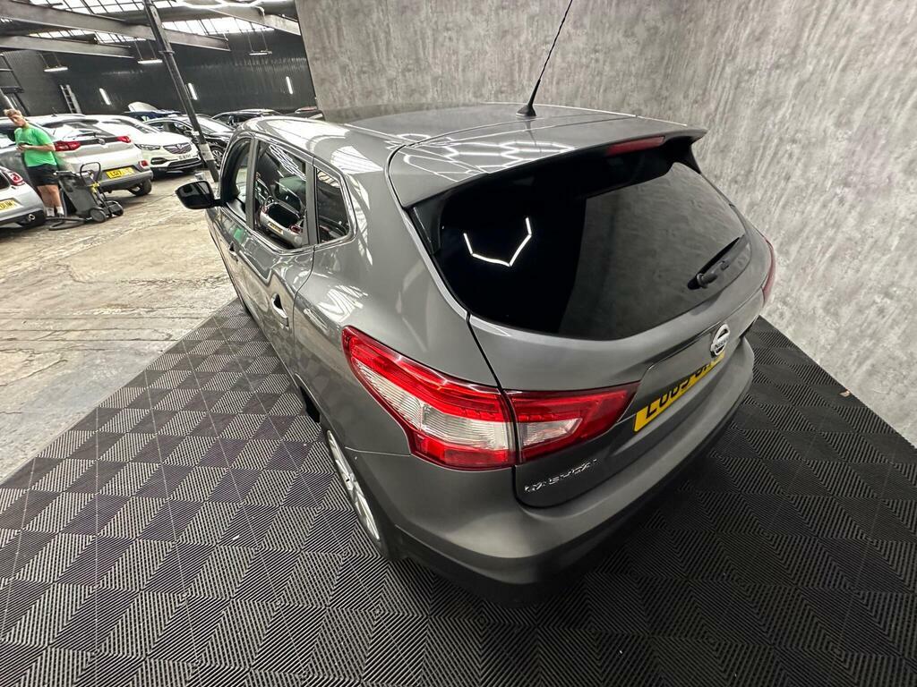 Nissan Qashqai Black #14