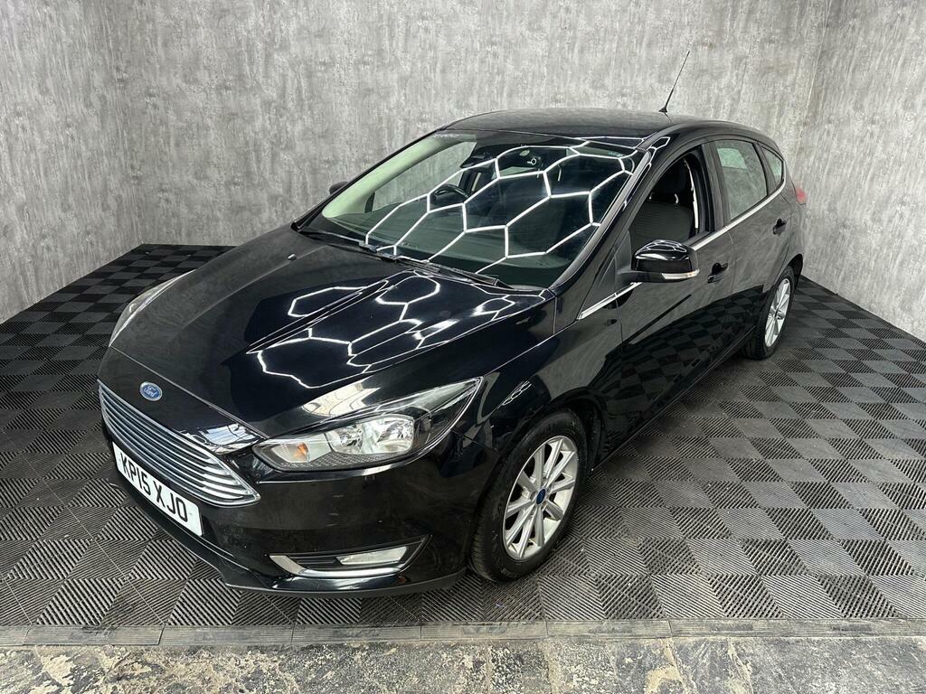 Ford Focus 1.0T Ecoboost Titanium Euro 6 S S Black #2