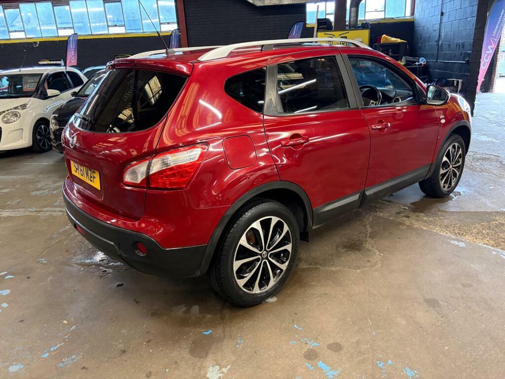 Nissan Qashqai 1.6 N-tec 2Wd Euro 5 Red #2