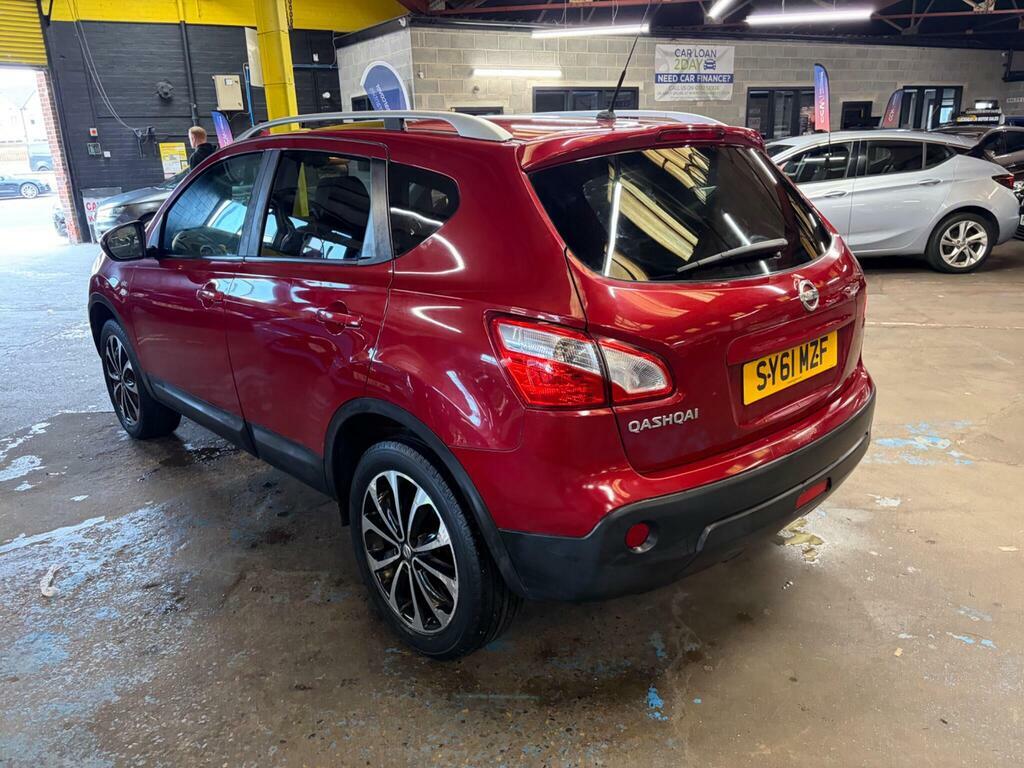 Nissan Qashqai 1.6 N-tec 2Wd Euro 5 Red #3