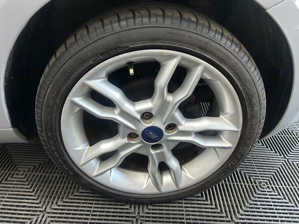 Ford KA Zetec 1.2 30 Tax, Low Insurance Grp, Just  #21