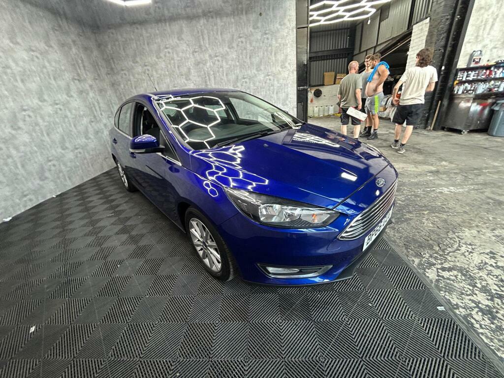 Ford Focus 1.0T Ecoboost Titanium Euro 6 S S BP66GUG Blue #5