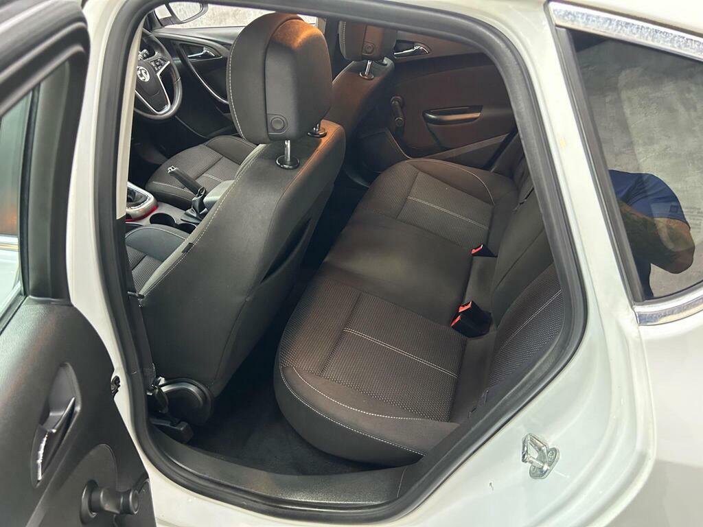 Vauxhall Astra Sri Cdti White #25